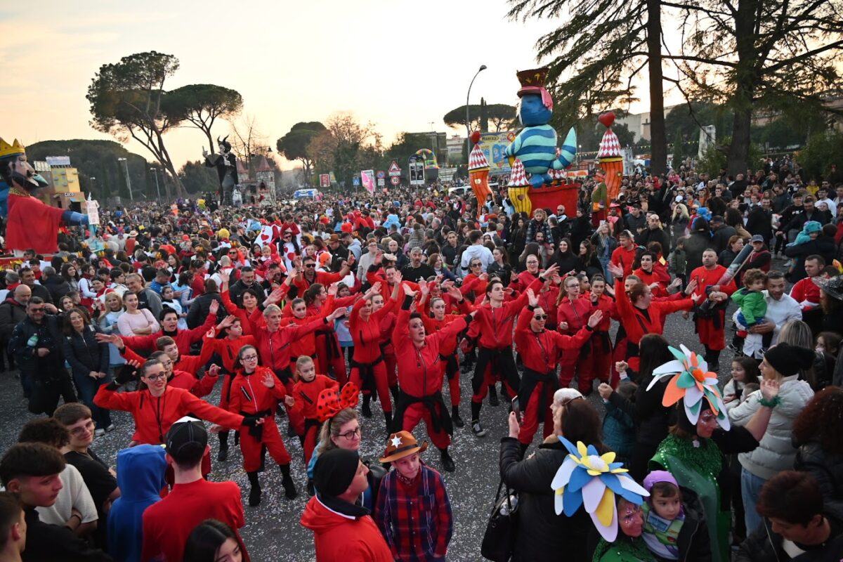 Carnevale Guidonia, sabato 1 marzo sfilata notturna e villaggio in pineta fino a martedì grasso