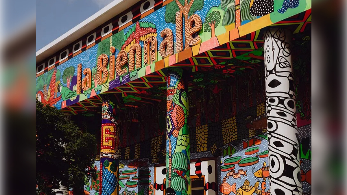 Biennale di Venezia 2026: polemica tra il ritorno della Russia e l'assenza di artisti italiani