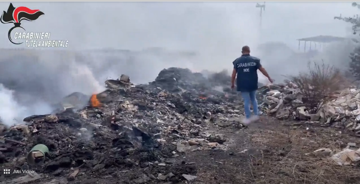 Screenshot 2026-05-29 120833 Antimafia, operazione Erebus, rifiuti speciali scaricati e bruciati in Puglia: due società di Guidonia nel mirino della DDA di Bari